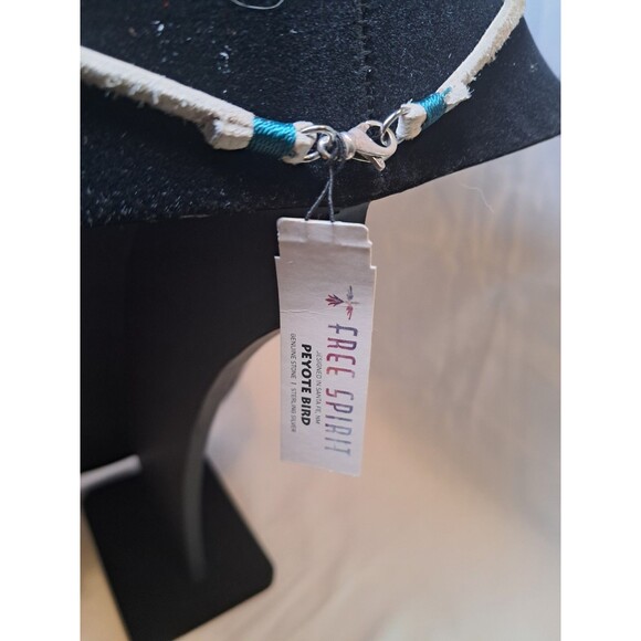 NWT Peyote Bird Free Spirit Gemstone Mix Pendant Necklace On Leather Cord 18.5" - Picture 3 of 7